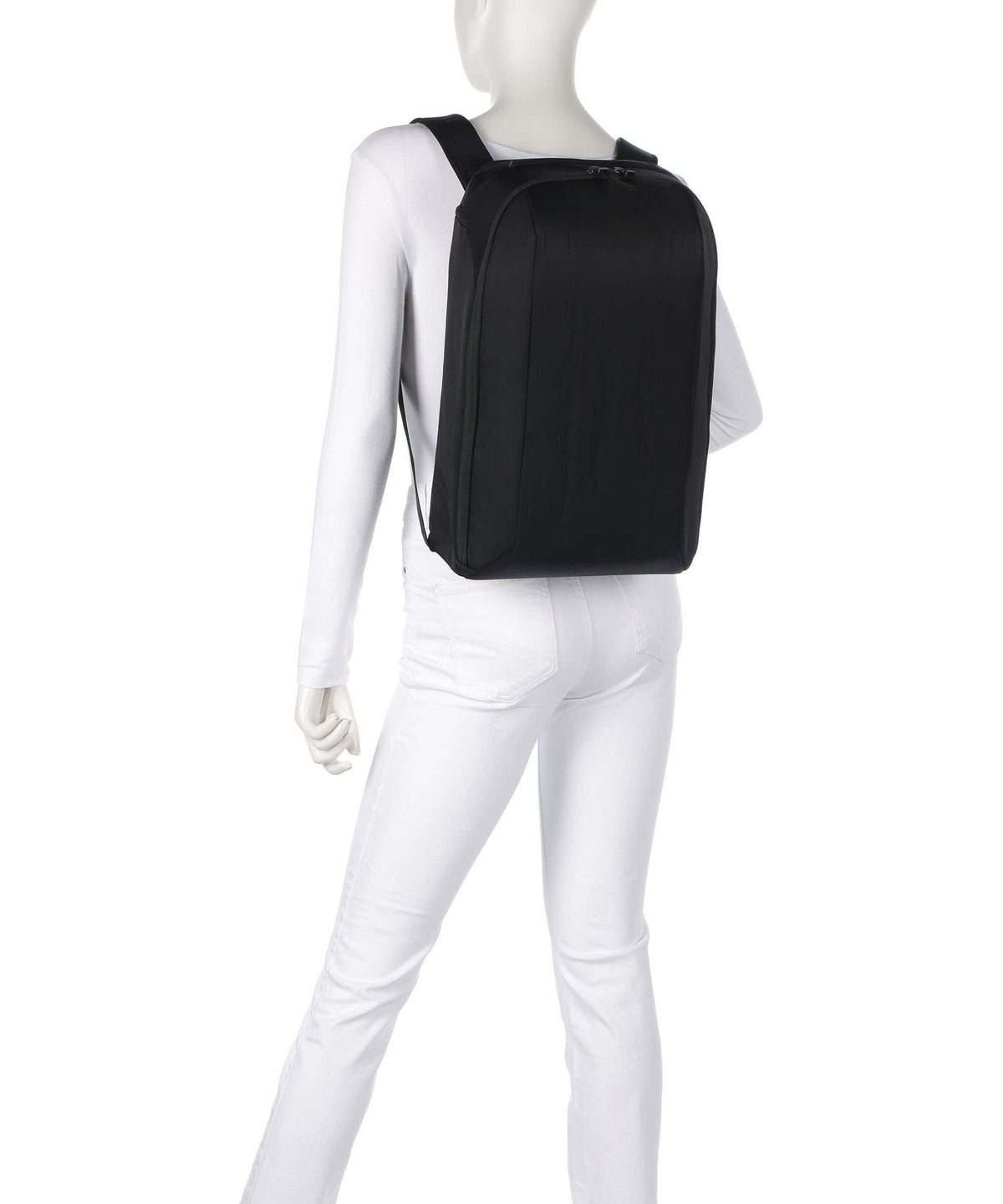 Db Freya 22L Backpack black out