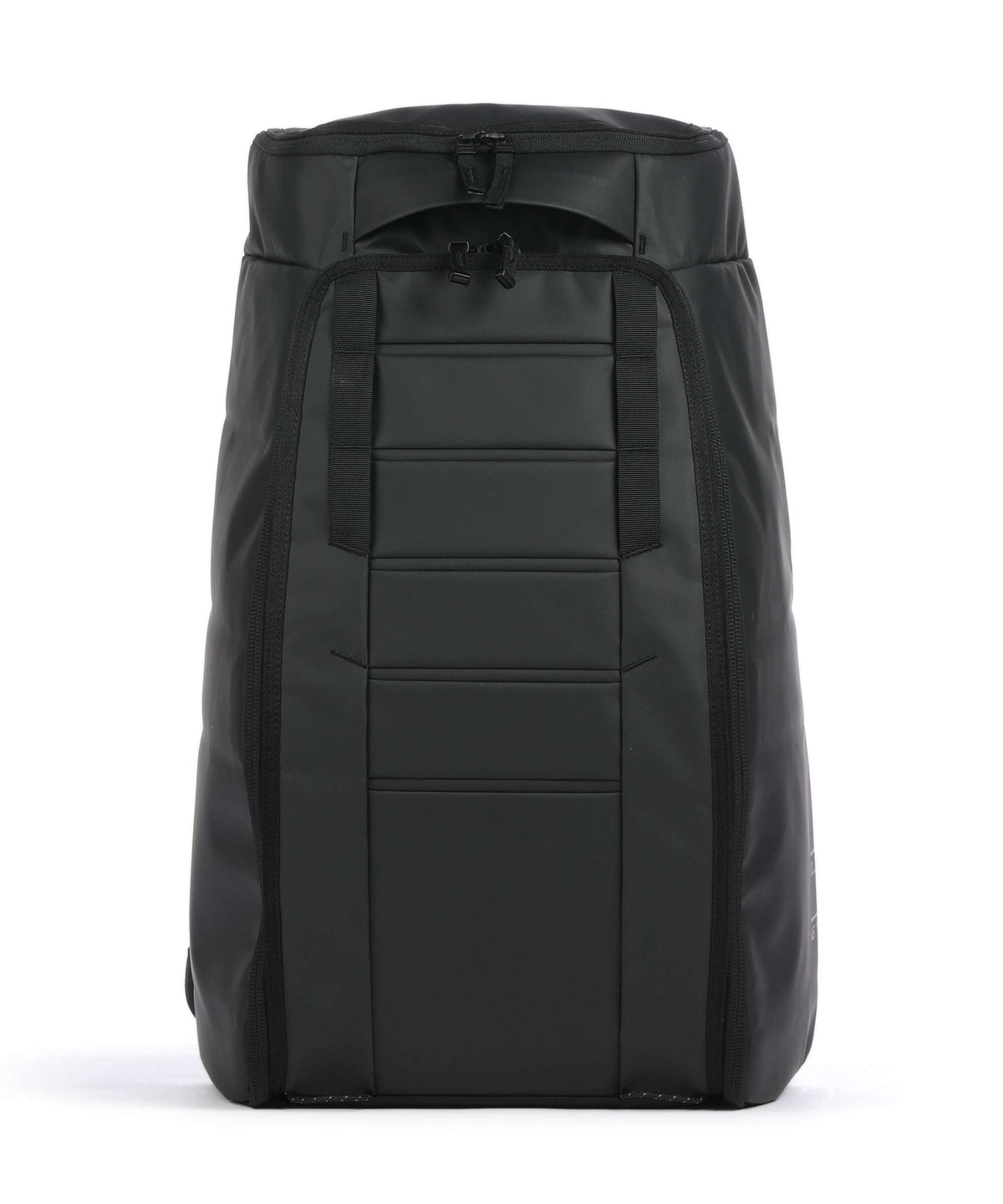 Db Hugger 45L Travel backpack black out