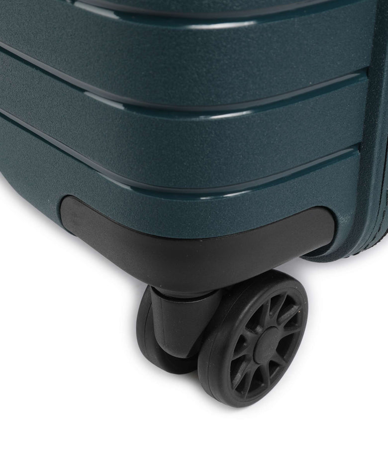 Stratic Novium ML Spinner (4 wheels) petrol