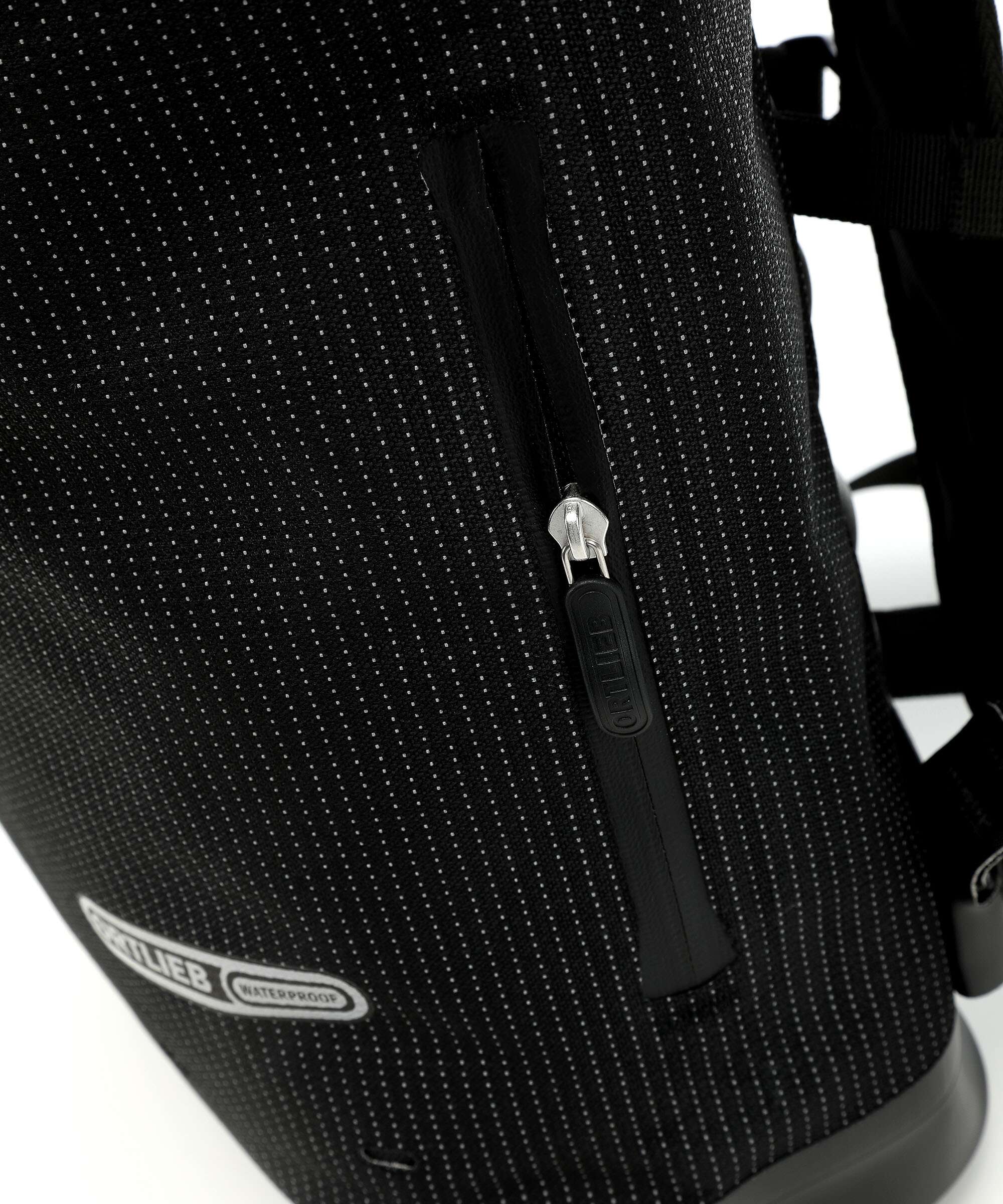 Ortlieb Commuter-Daypack Urban 21 Rolltop backpack black reflective