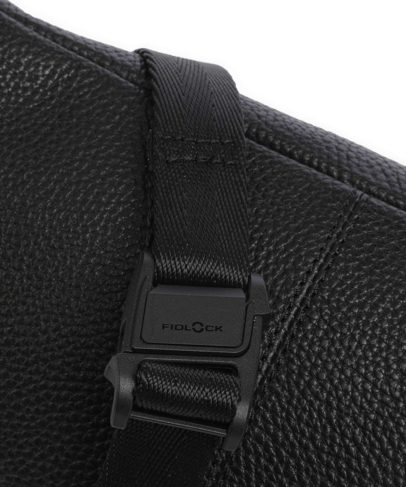 Braun Büffel Novara Fanny pack schwarz