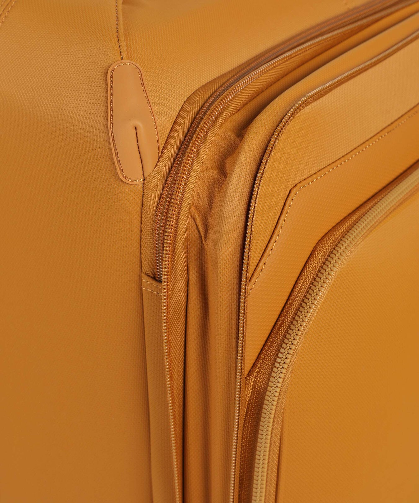 Travelite Priima M Spinner (4 wheels) curry