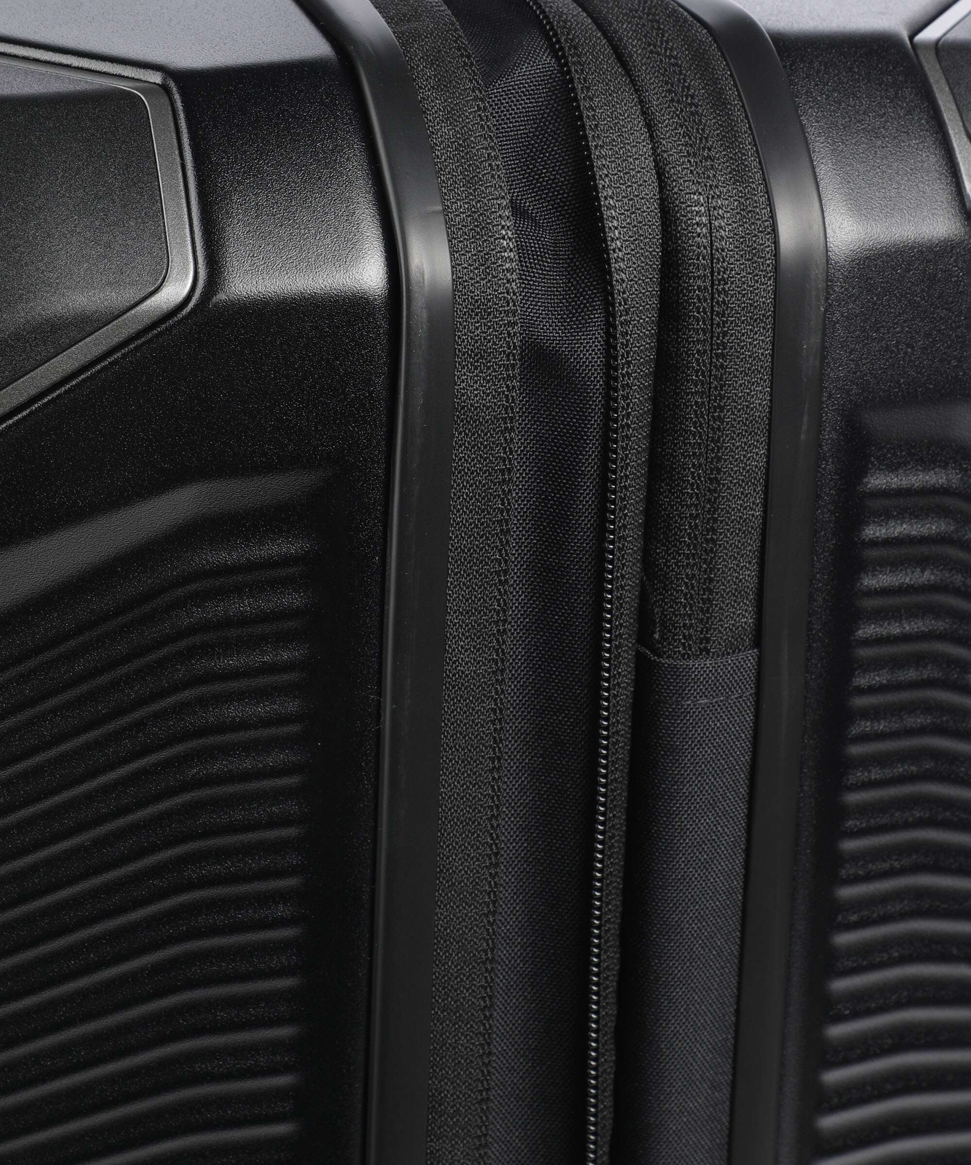 Travelite Millenium Spinner (4 wheels) black