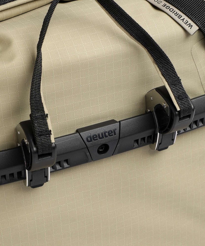 Deuter Weybridge 20+5 Luggage bag desert