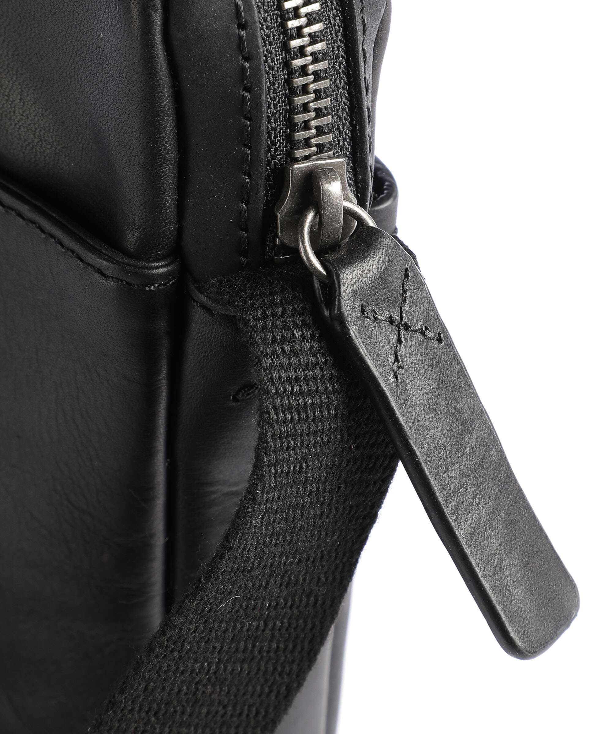 Strellson Brick Lane Crossbody bag black