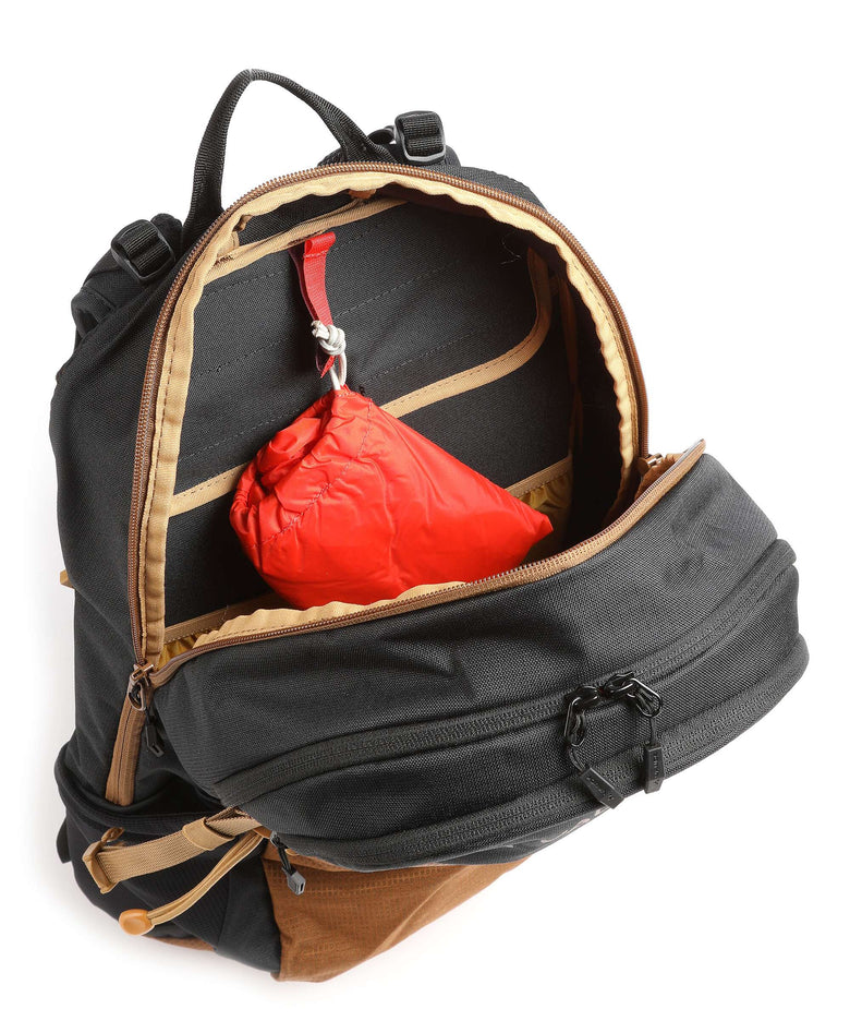 Vaude Wizard 24+4 Hiking backpack black/umbra