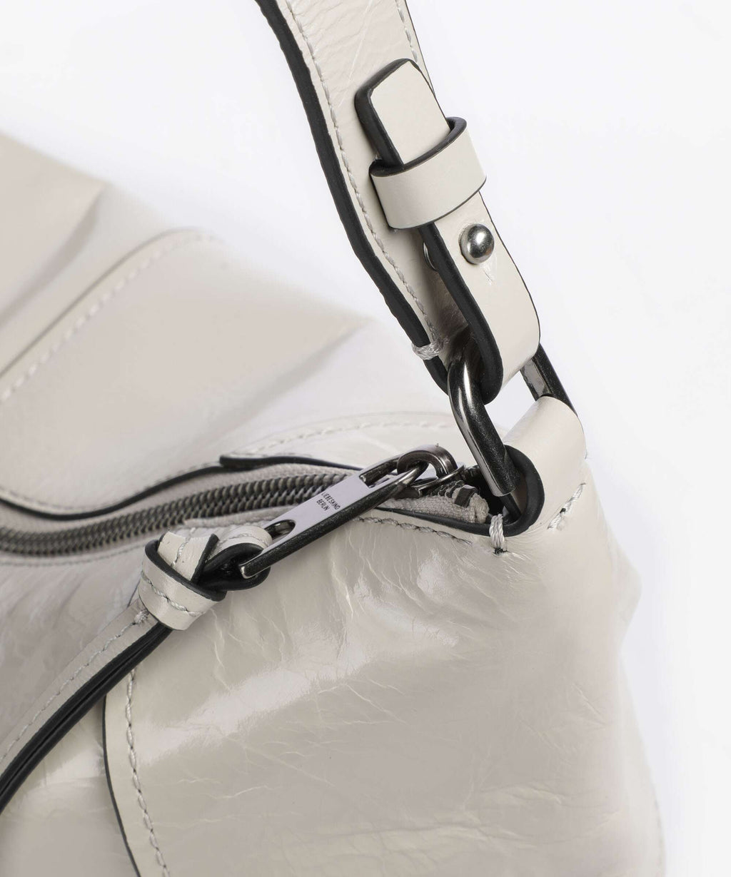 Liebeskind Mila Lack Distressed M Hobo bag milk