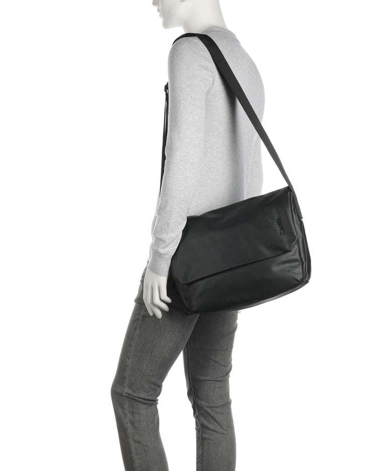 Zwei Cargo CA135 Messenger bag black