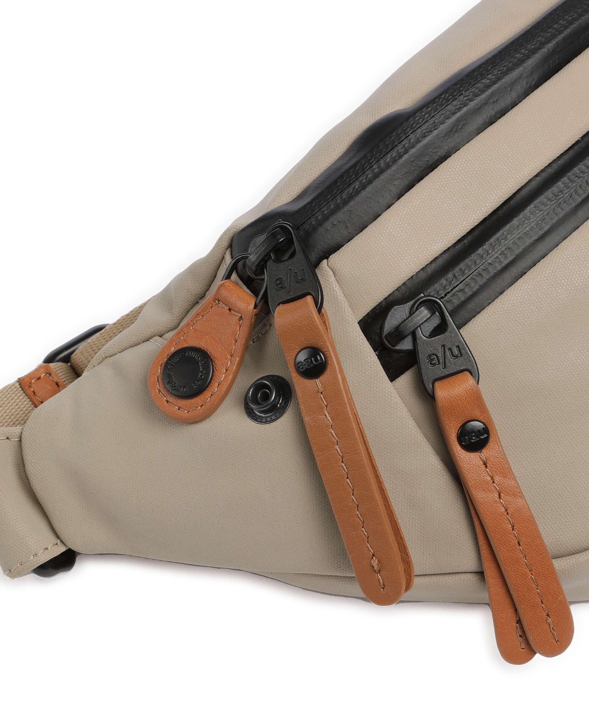 Aunts & Uncles Japan Ichikawa Fanny pack nomad