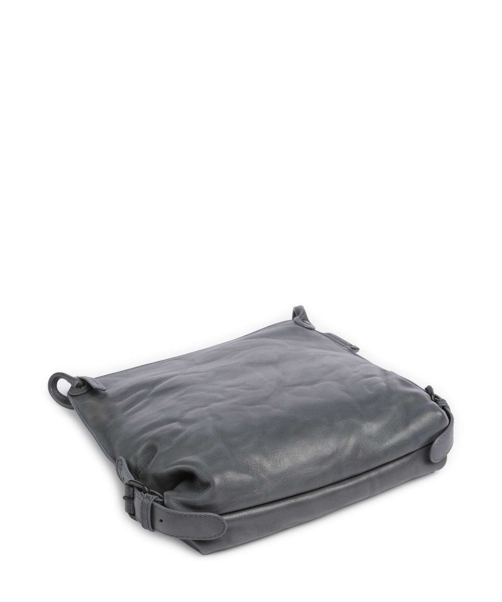 Aunts & Uncles Grandma's Luxury Club Mrs. Raisin Cookie Crossbody bag wind