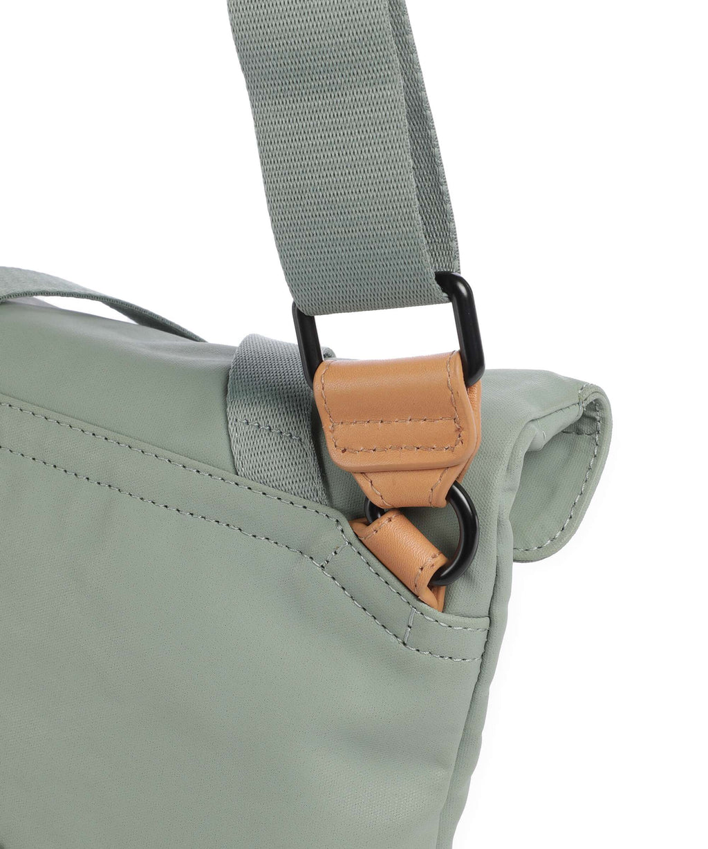 Aunts & Uncles Japan Tsu Crossbody bag sage green