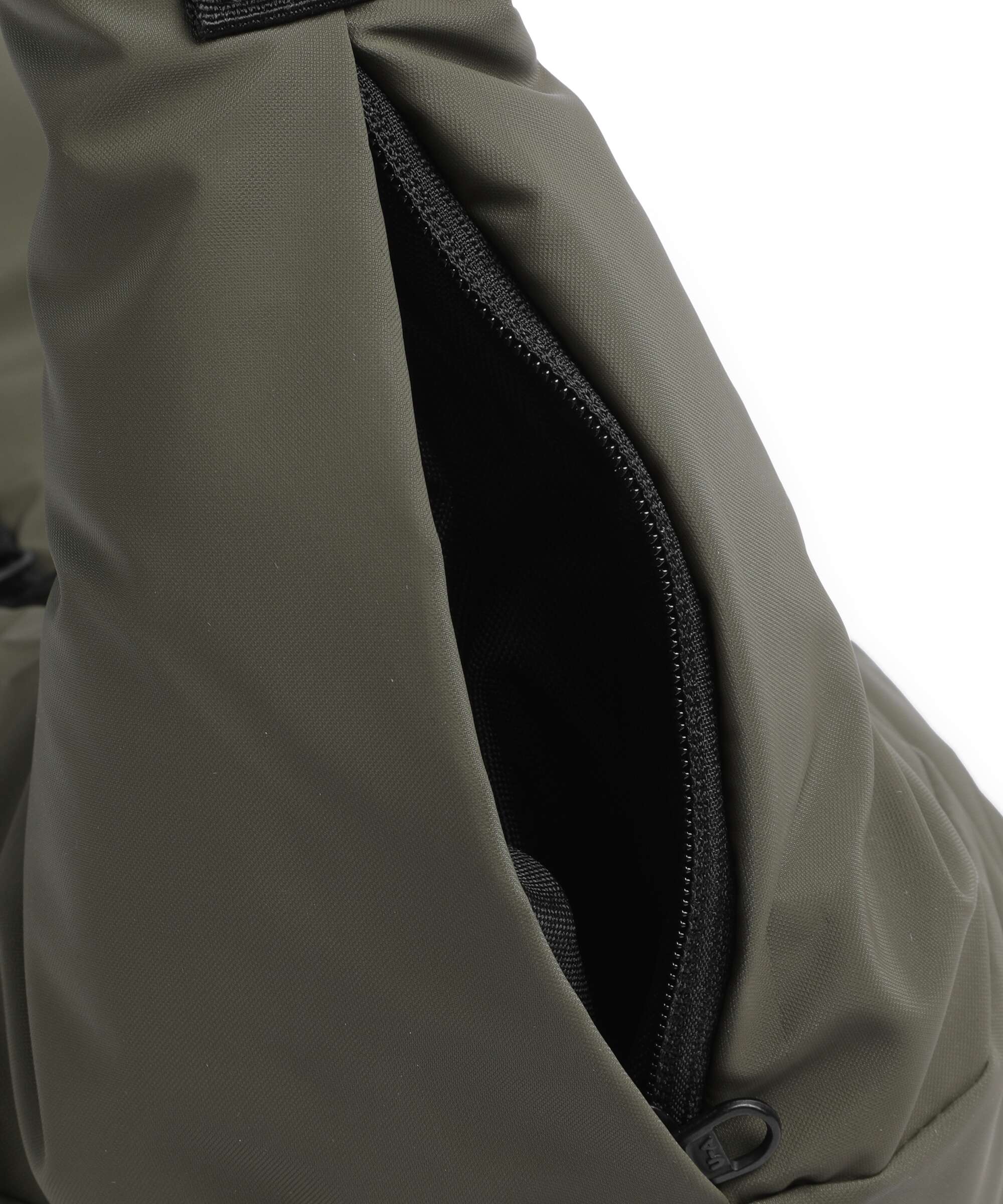 Ucon Acrobatics Moss Shota Medium Hobo bag olive