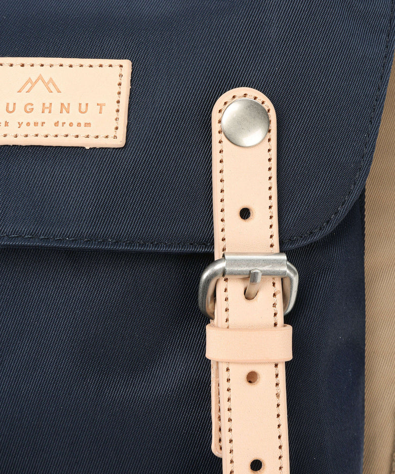 Doughnut Macaroon Backpack almond/nautical