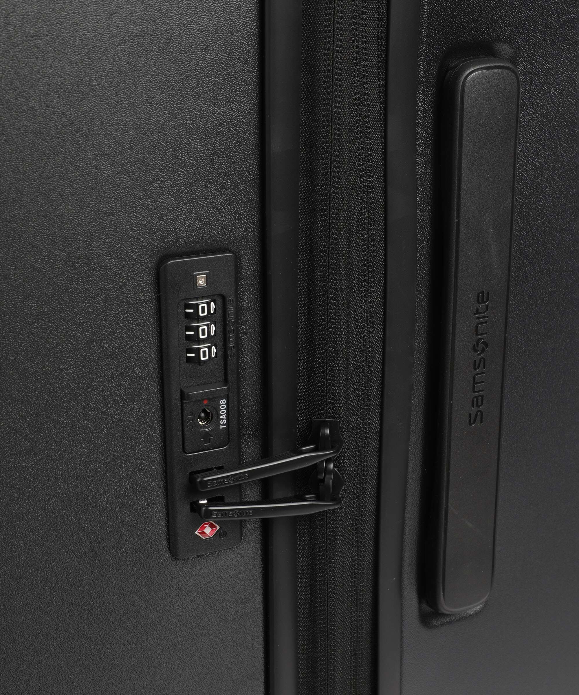 Samsonite Fyrm Spinner (4 wheels) graphite