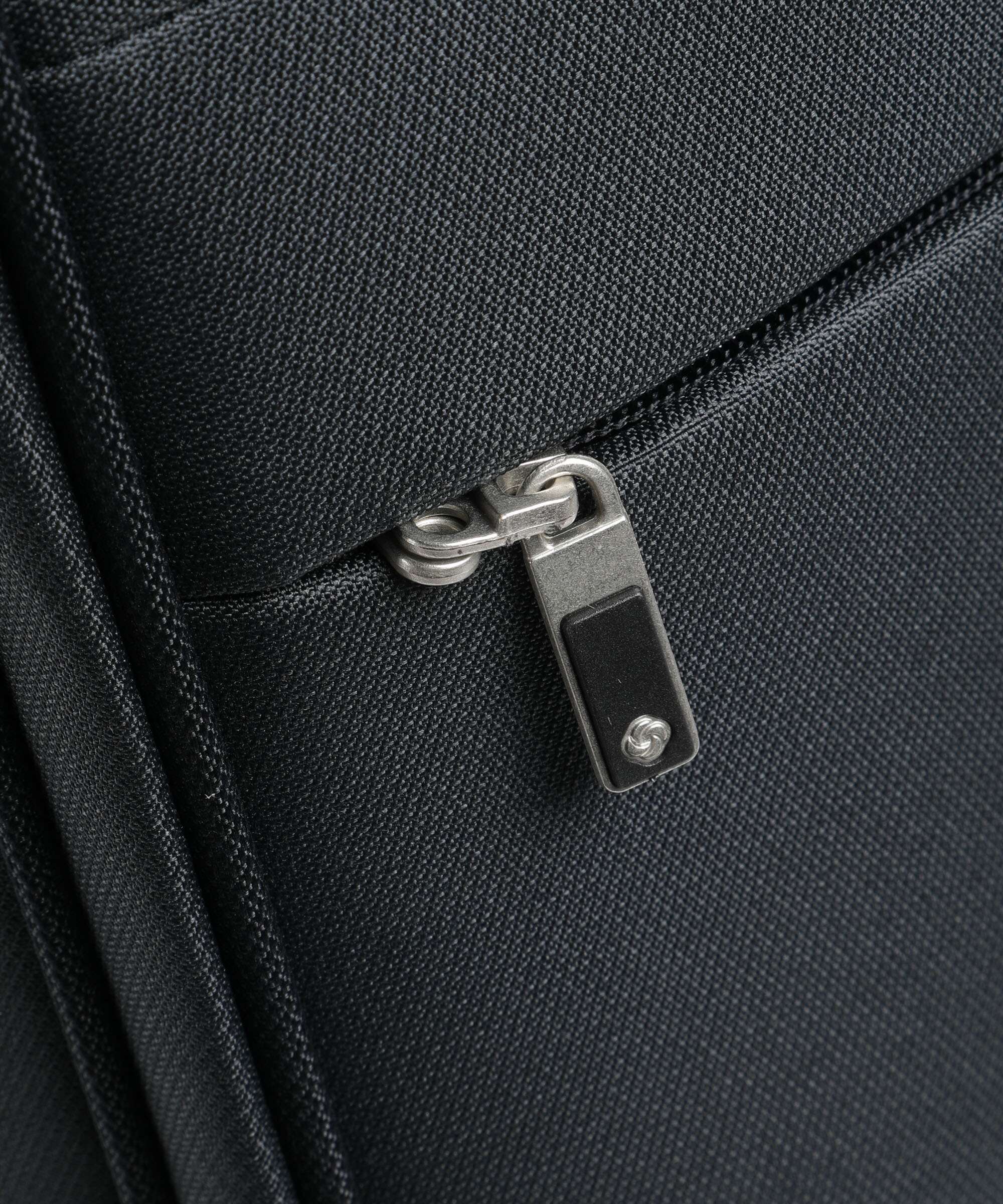 Samsonite BASE BOOST Spinner (4 wheels) black