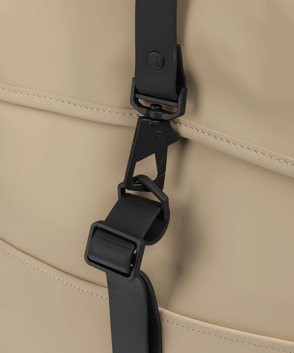 Rains Backpack sand