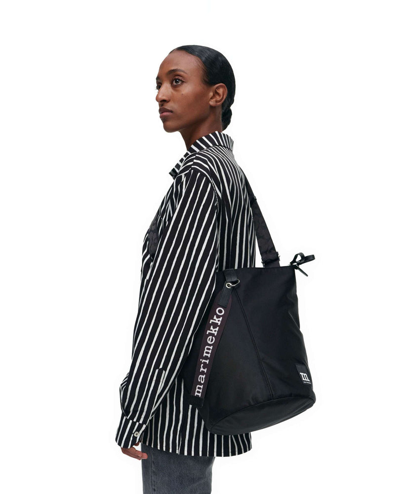 Marimekko Solid All Day Bucket bag black