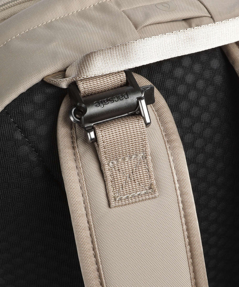 Pacsafe V 24 Backpack beige