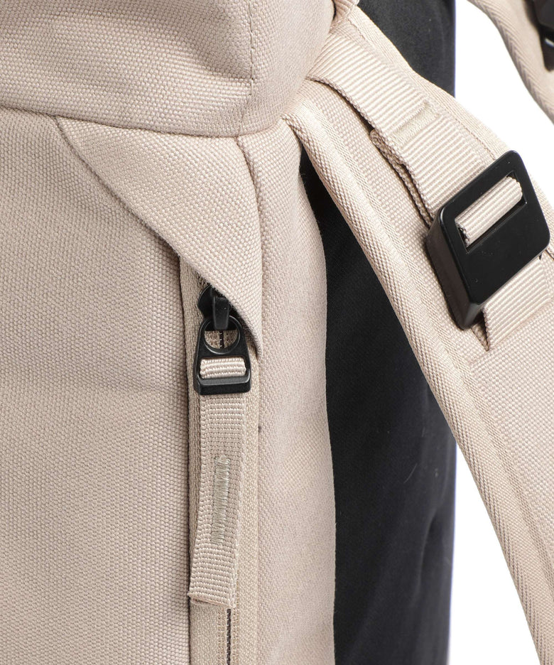 Db Hugger 25 Backpack fogbow beige