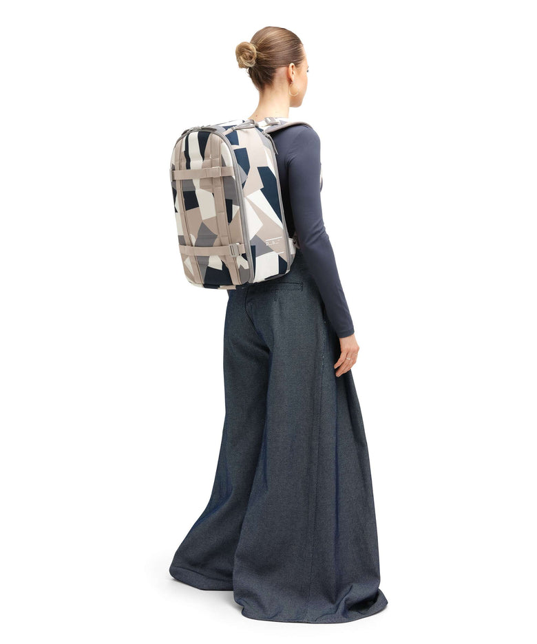 Db Ramverk 21 Backpack oatmilk