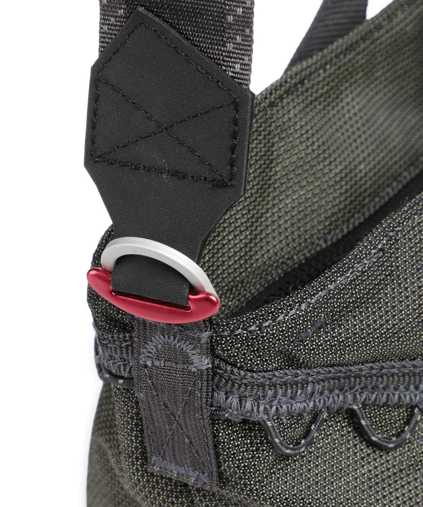 Klättermusen Nagelfar 17L Handbag raven