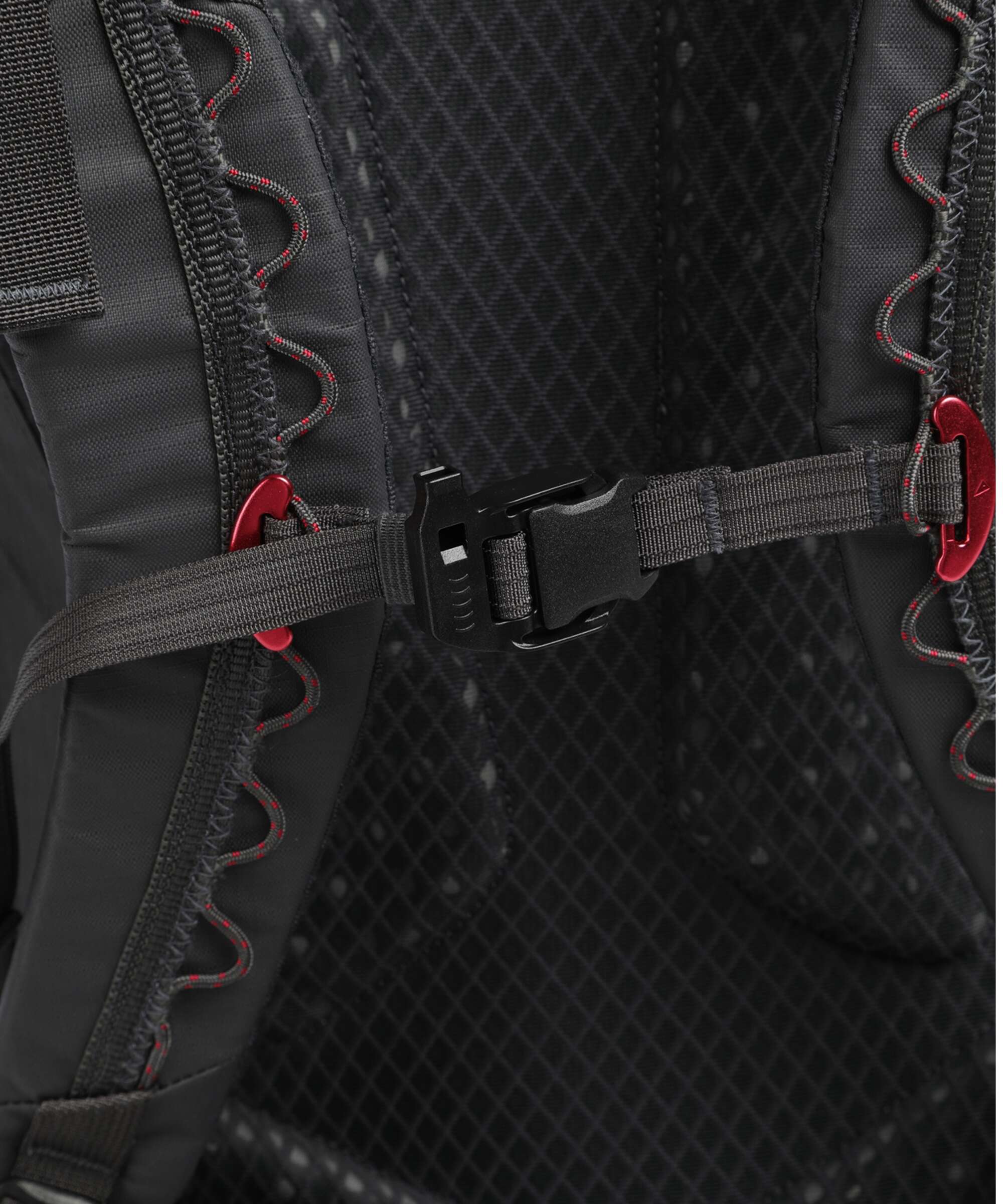 Klättermusen Kåre 30 Hiking backpack raven