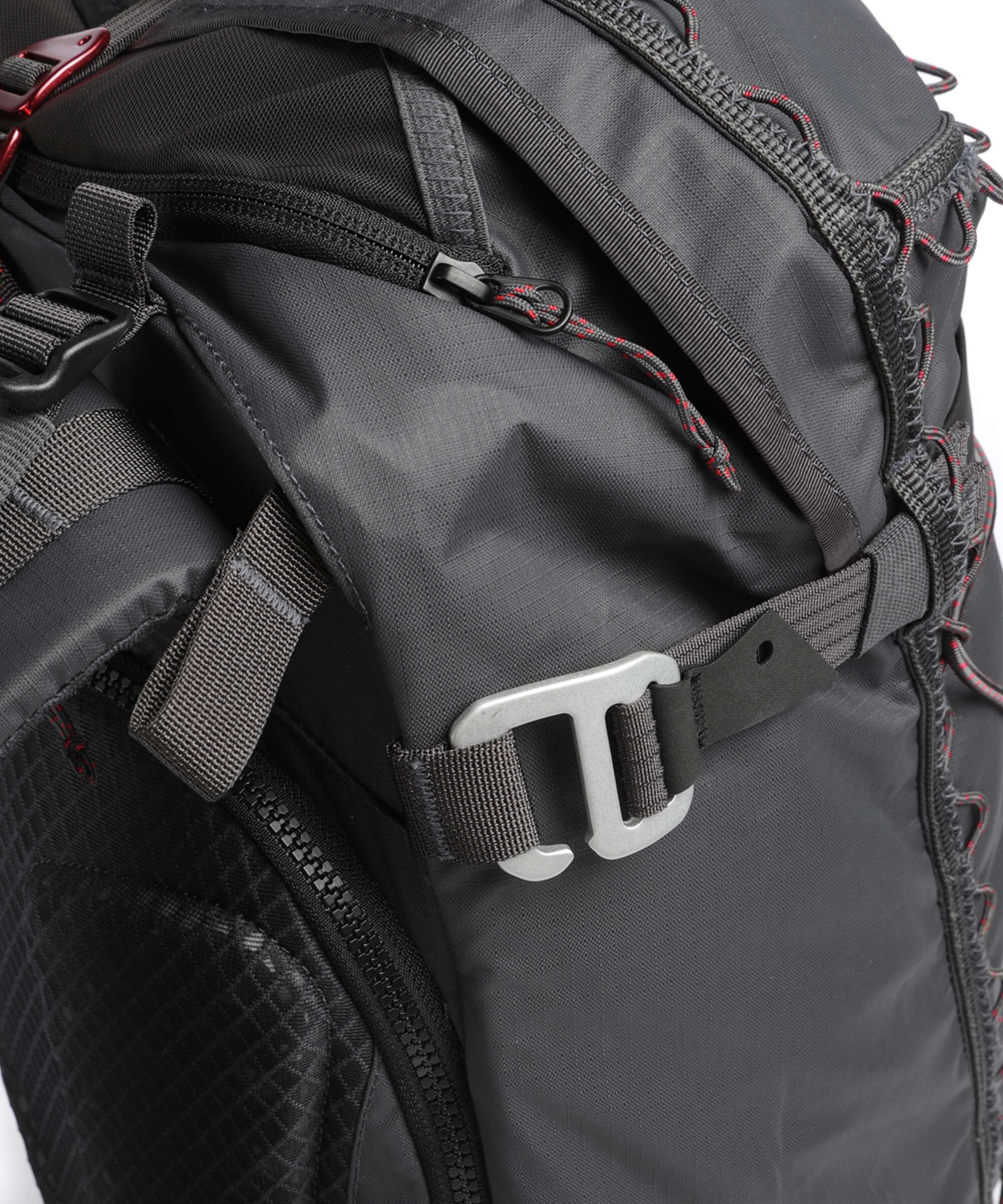 Klättermusen Kåre 30 Hiking backpack raven