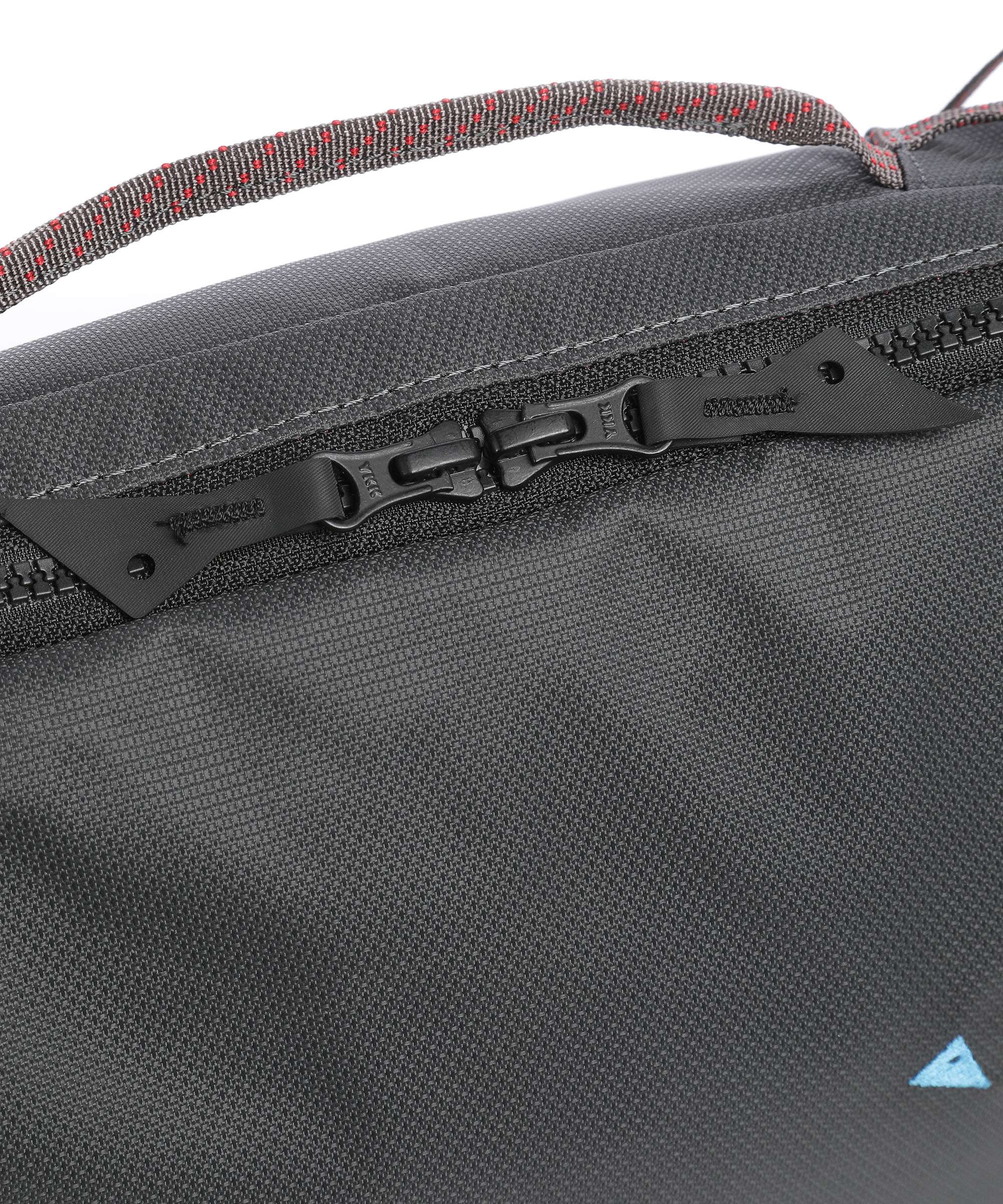 Klättermusen Gaut Messenger bag raven