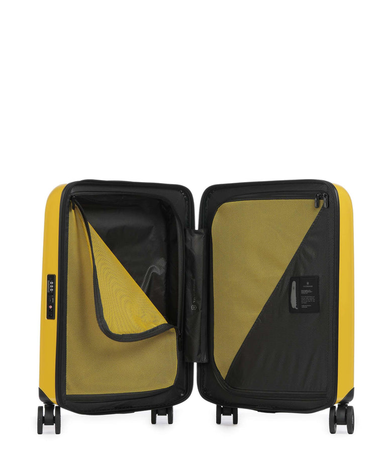 Victorinox Airox Global Spinner (4 wheels) gold yellow