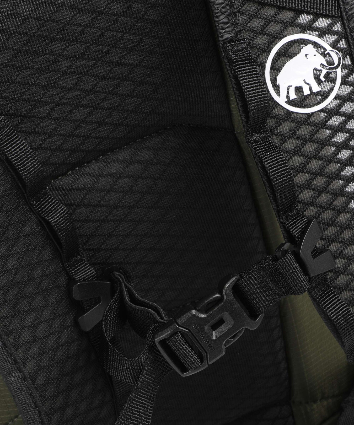 Mammut Neon Light Backpack dark marsh