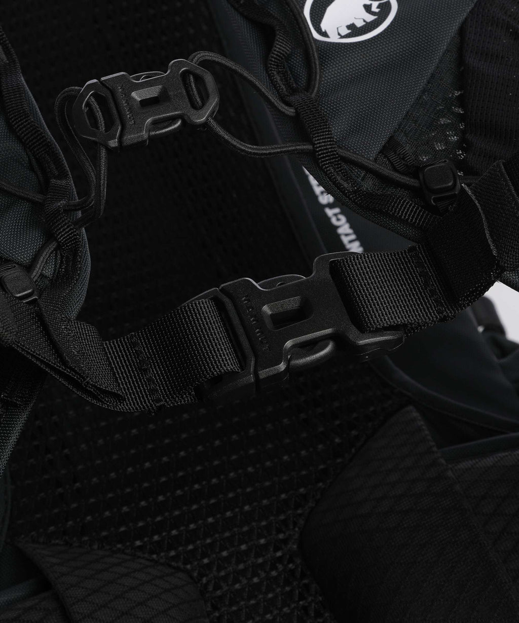 Mammut Ducan 22 Hiking backpack black