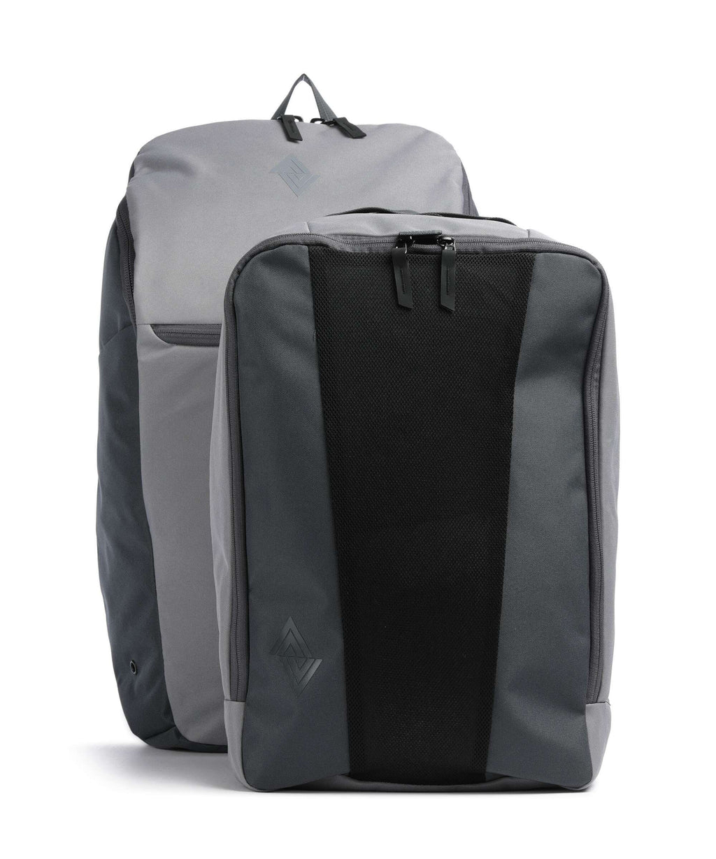 Nitro Nikuro Traveler 32 Travel backpack graphite