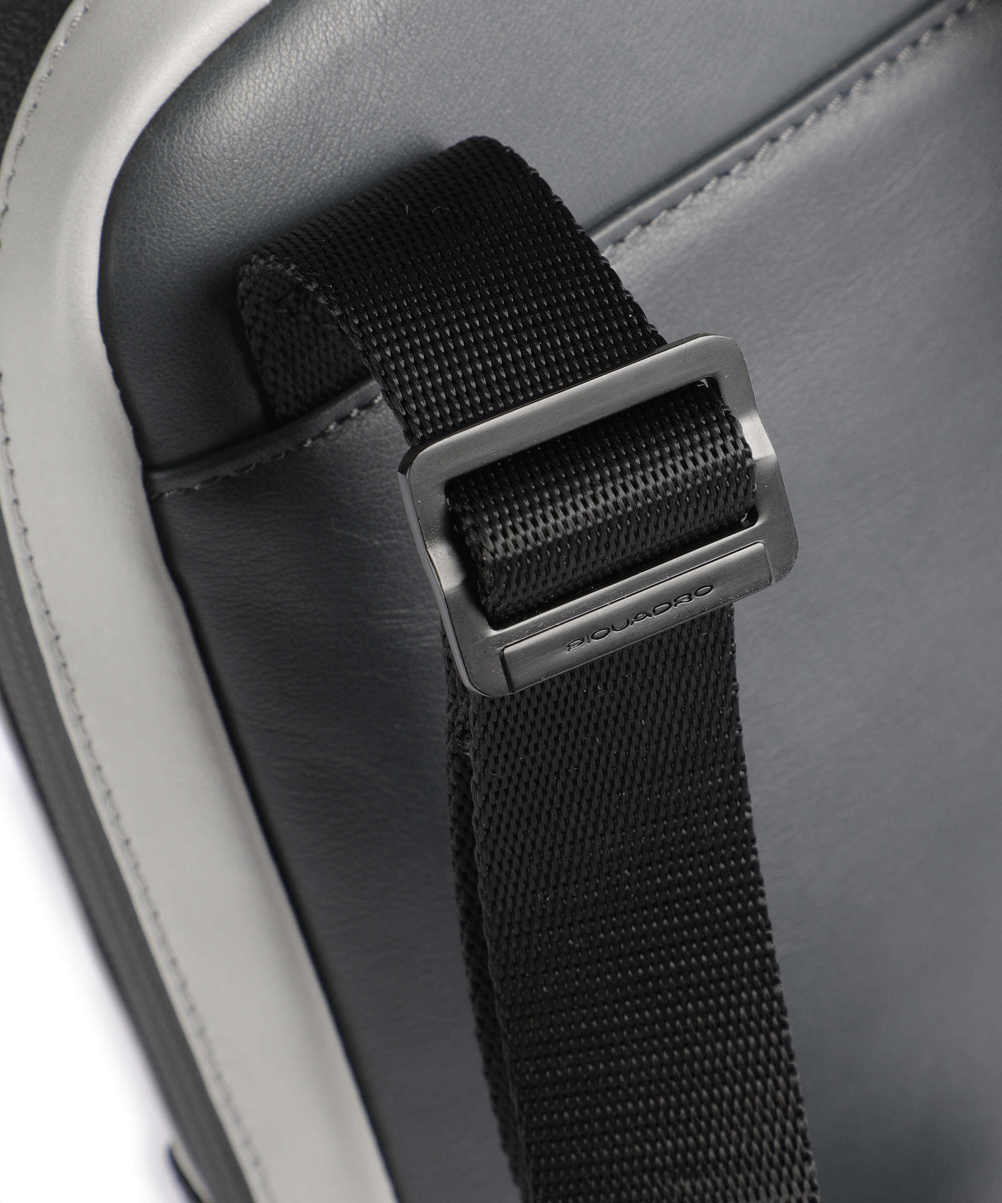 Piquadro Urban Crossbody bag grey/black