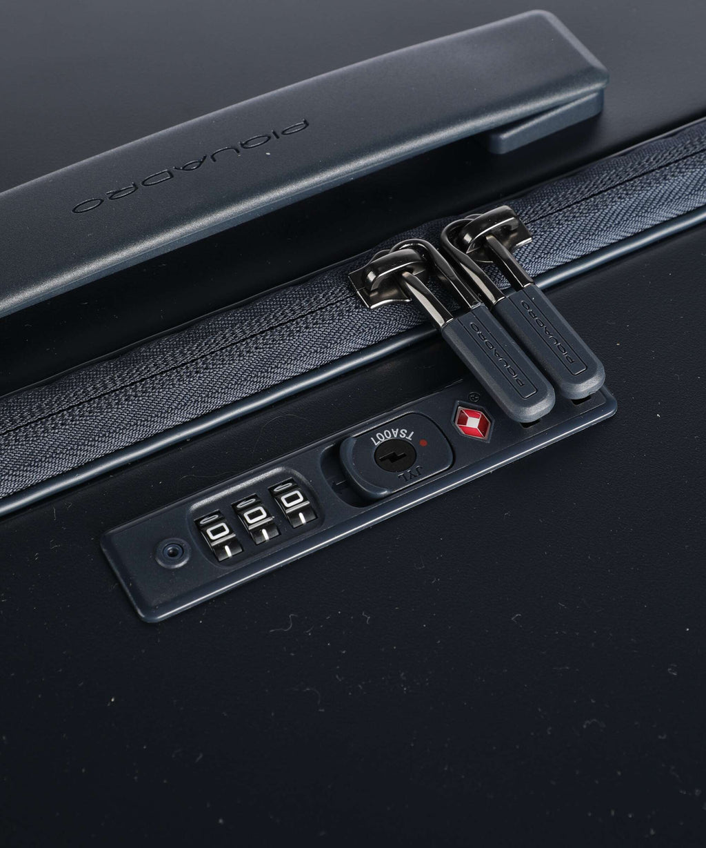 Piquadro PQ Light Spinner (4 wheels) blue opaco