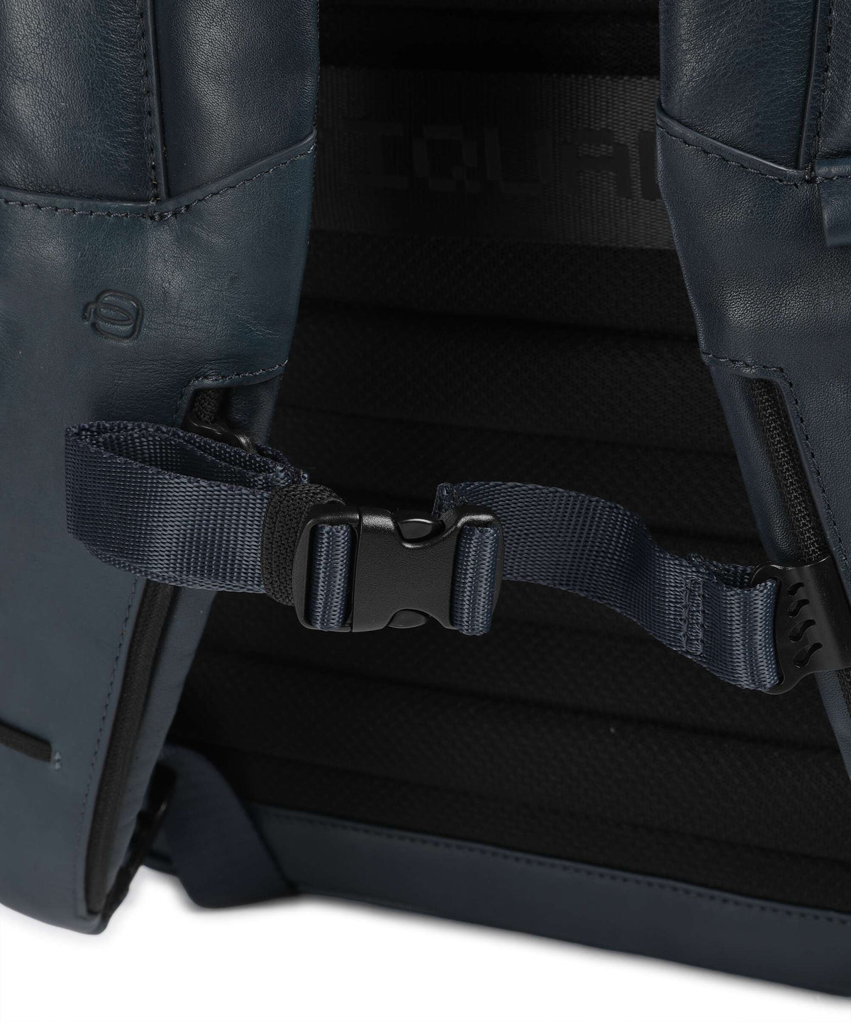 Piquadro Victor 24 Laptop backpack blue