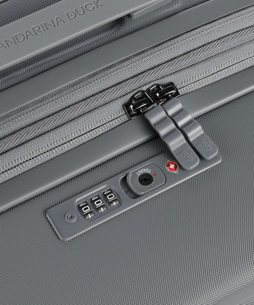 Mandarina Duck Flyduck Spinner (4 wheels) smoked pearl