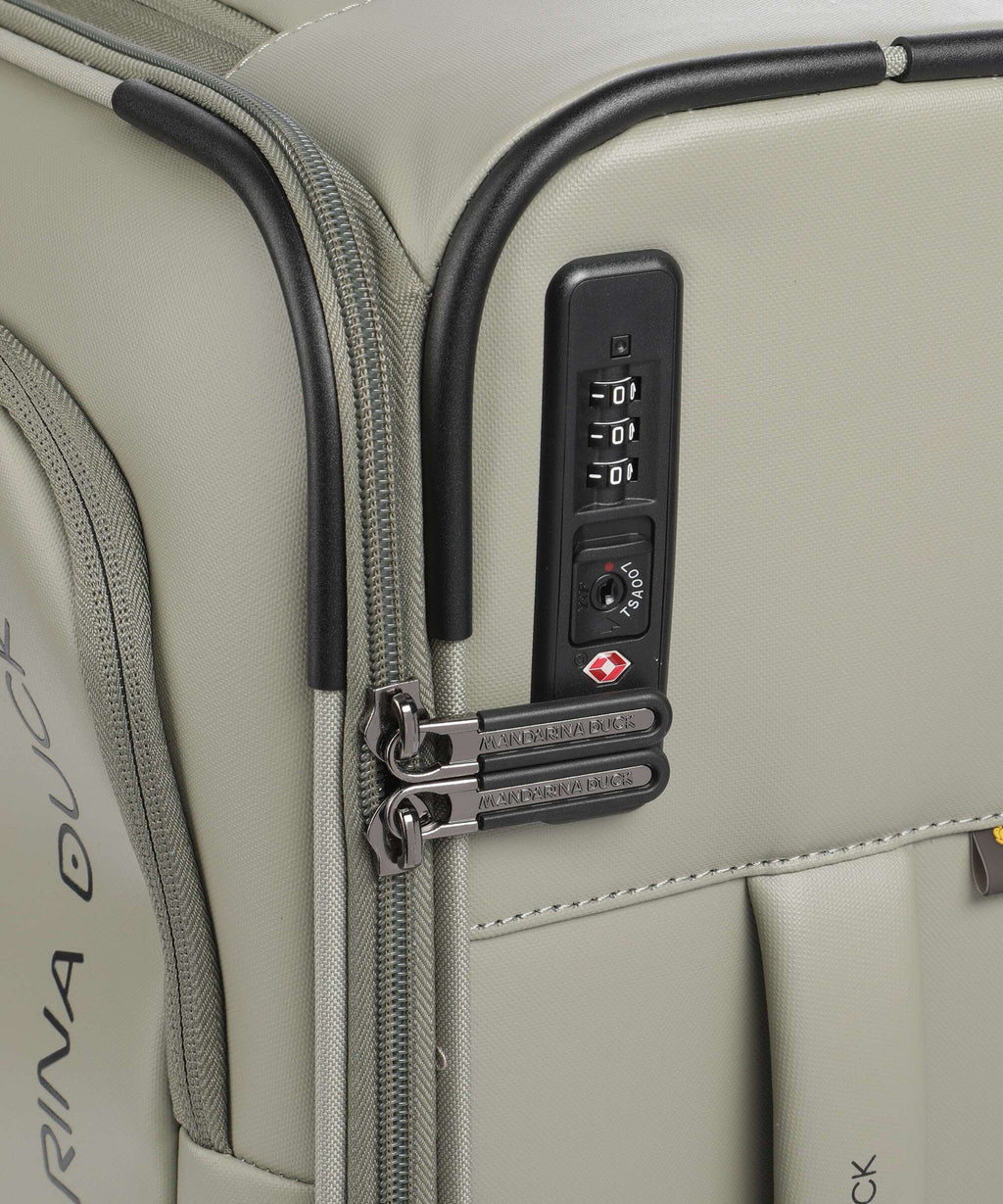 Mandarina Duck Eco Coated Spinner (4 wheels) mud