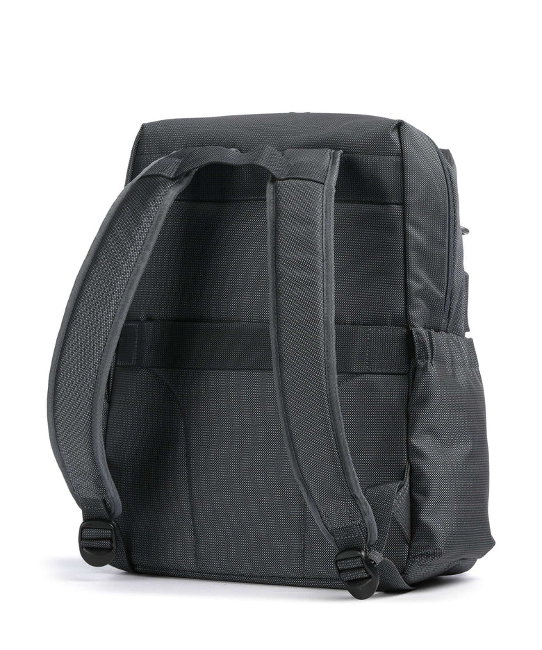 Mandarina Duck MD20 Sac à dos de voyage 15″ polyester iron - P10QMT45362 – WARDOW Mandarina Duck MD20 Sac à dos de voyage 15″ polyester iron - P10QMT45362 – WARDOW
