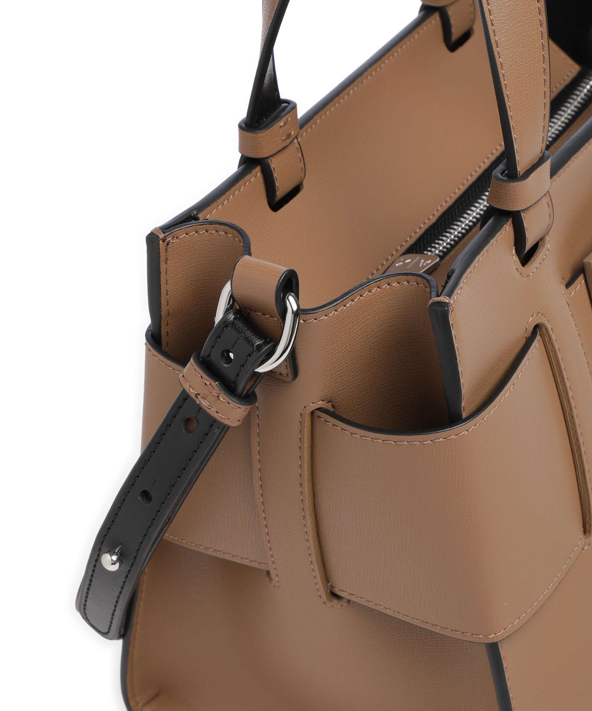 Armani Exchange Susy M Handbag marionette