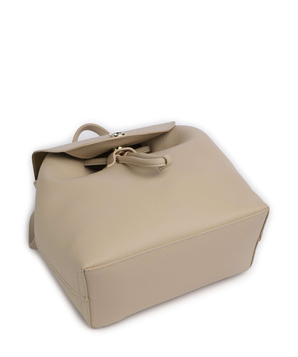 Coccinelle Nikla Backpack sandshell/seagrass