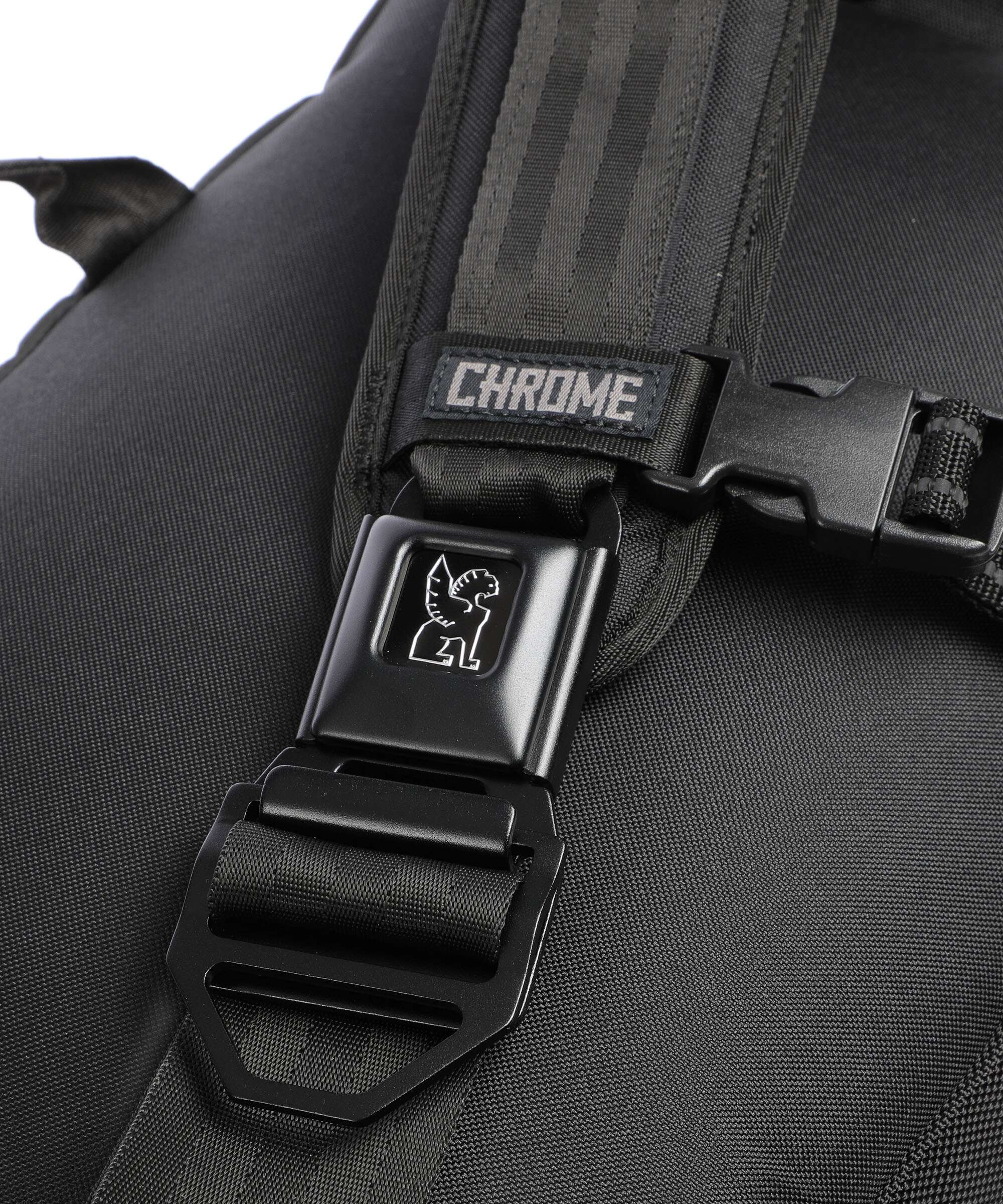 Chrome Kadet Max Crossbody bag black tarp
