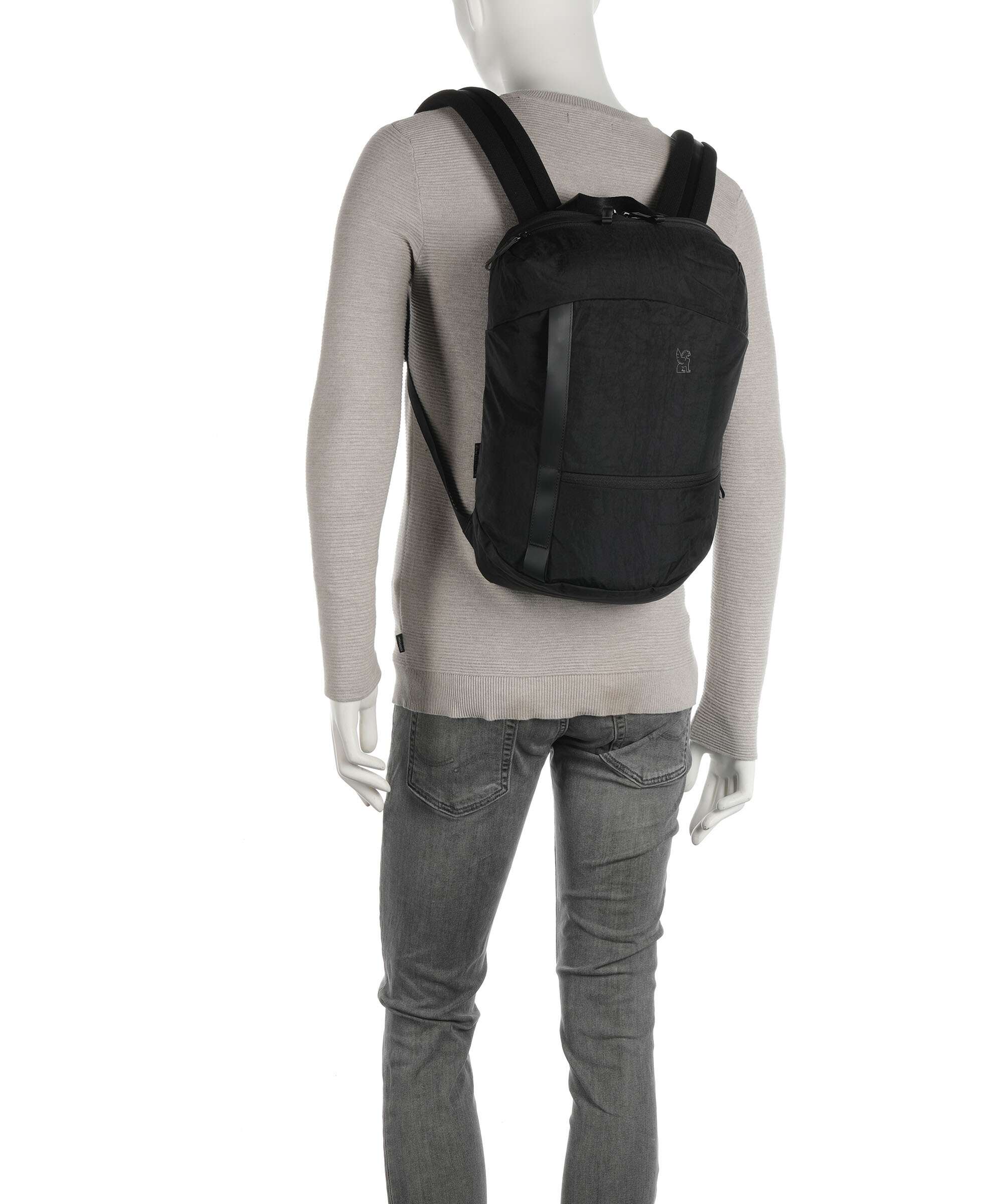 Chrome District Collection Camden 16 Backpack black
