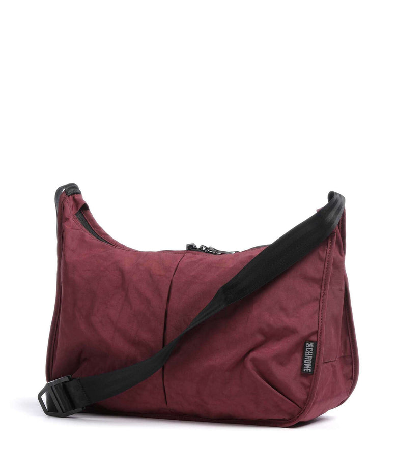 Chrome District Collection Yoyogi 14L Shoulder bag royale