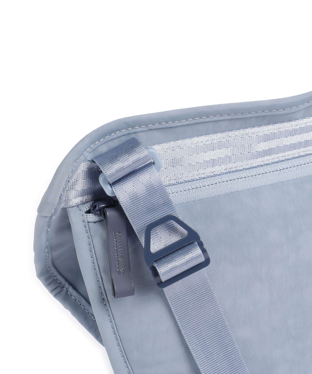 Chrome District Collection Sodo 3L Fanny pack ice shadow