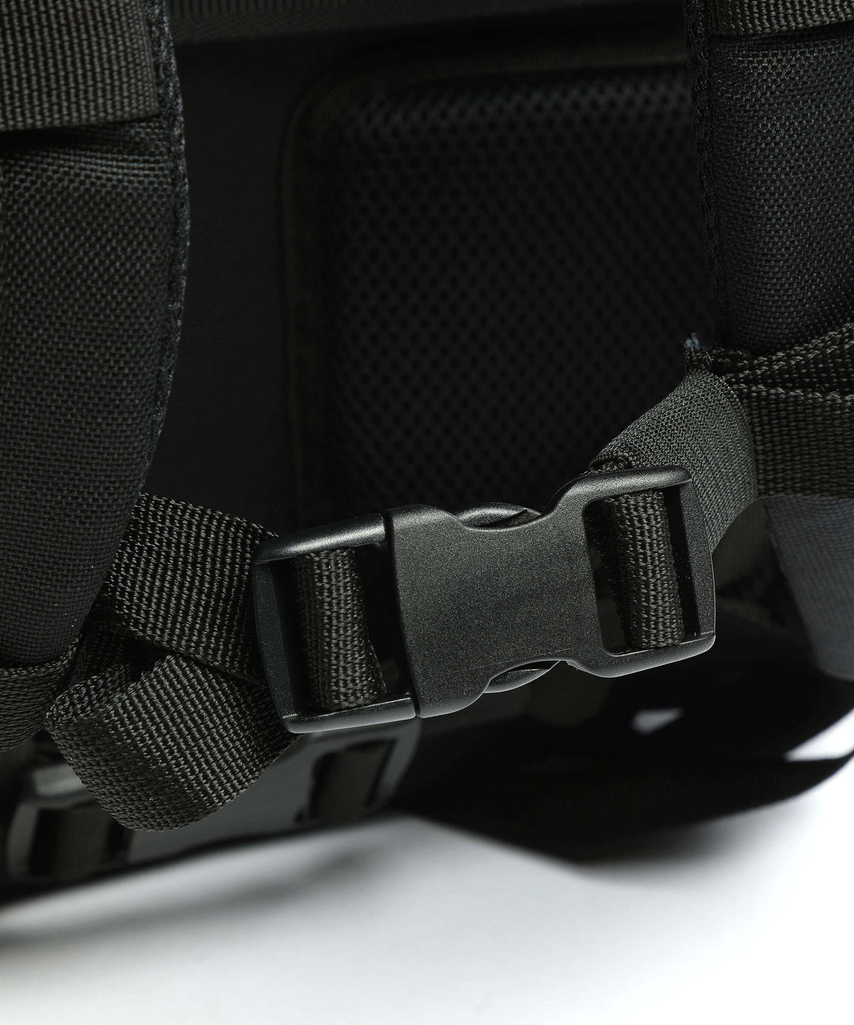 Aleon Classic 17 Backpack onyx