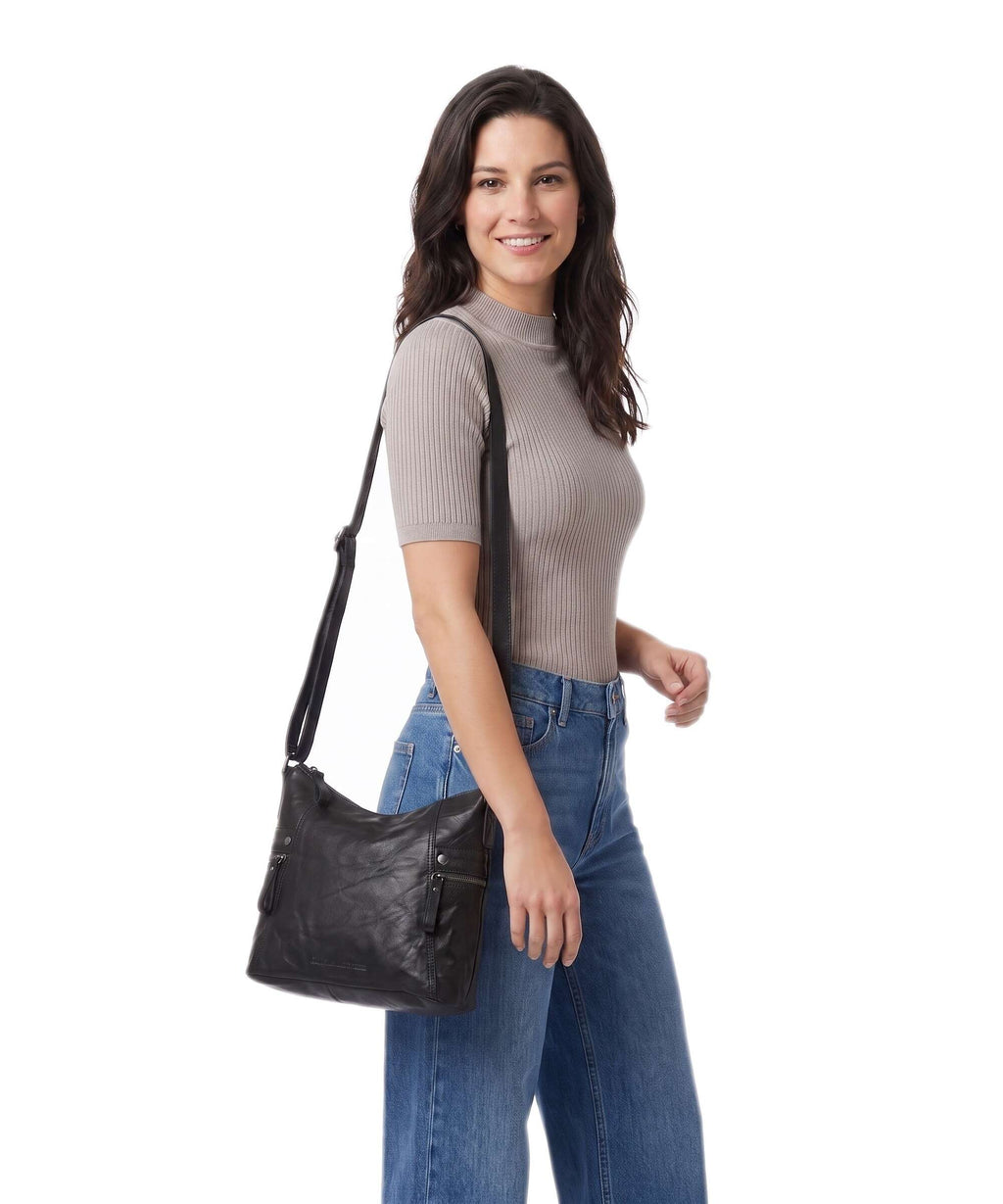 Spikes & Sparrow Bronco Georgia Crossbody bag black