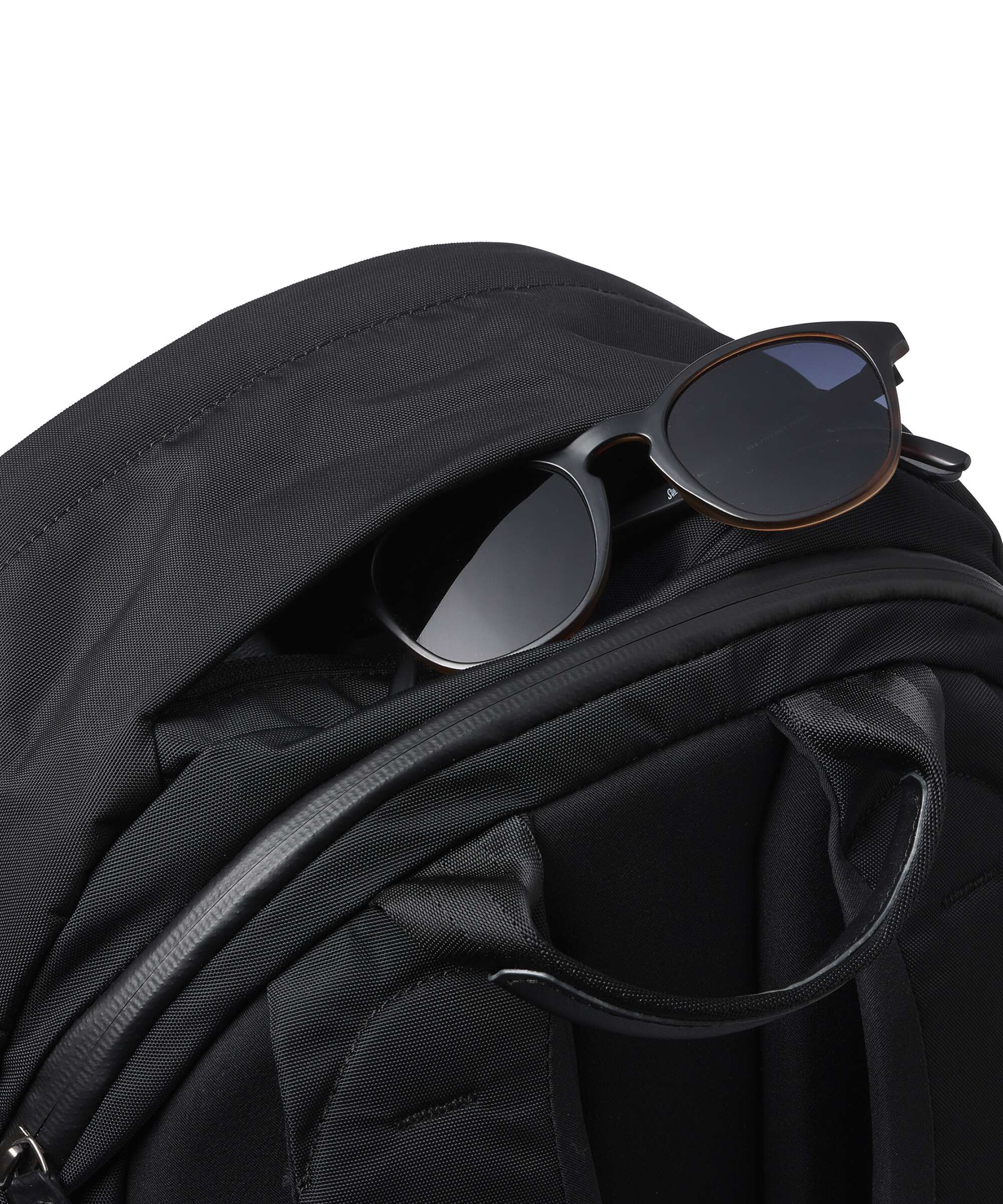 Bellroy Classic 24 Plus Backpack black