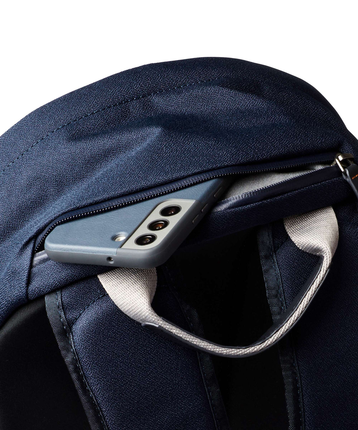 Bellroy Classic 20L Backpack navy