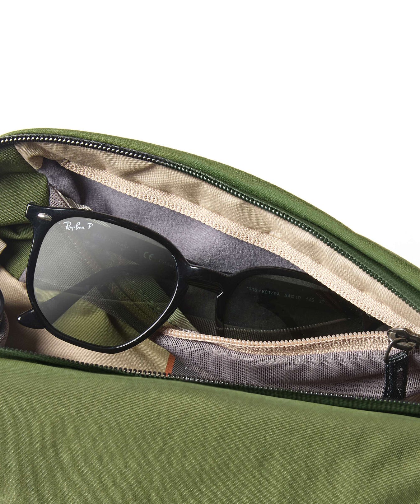 Bellroy Venture 6L Sling bag ranger green