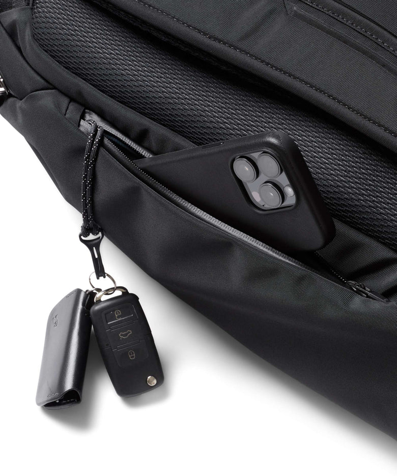 Bellroy Transit 28L Pro Backpack black